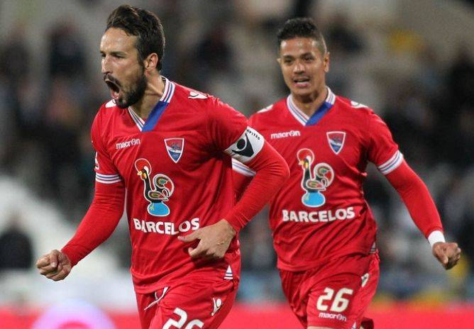 熊猫体育APP下载风云突变阿斯顿维拉关键时刻队长鼓劲，葡超版图或变，悬念犹存，控场能力受关注的简单介绍