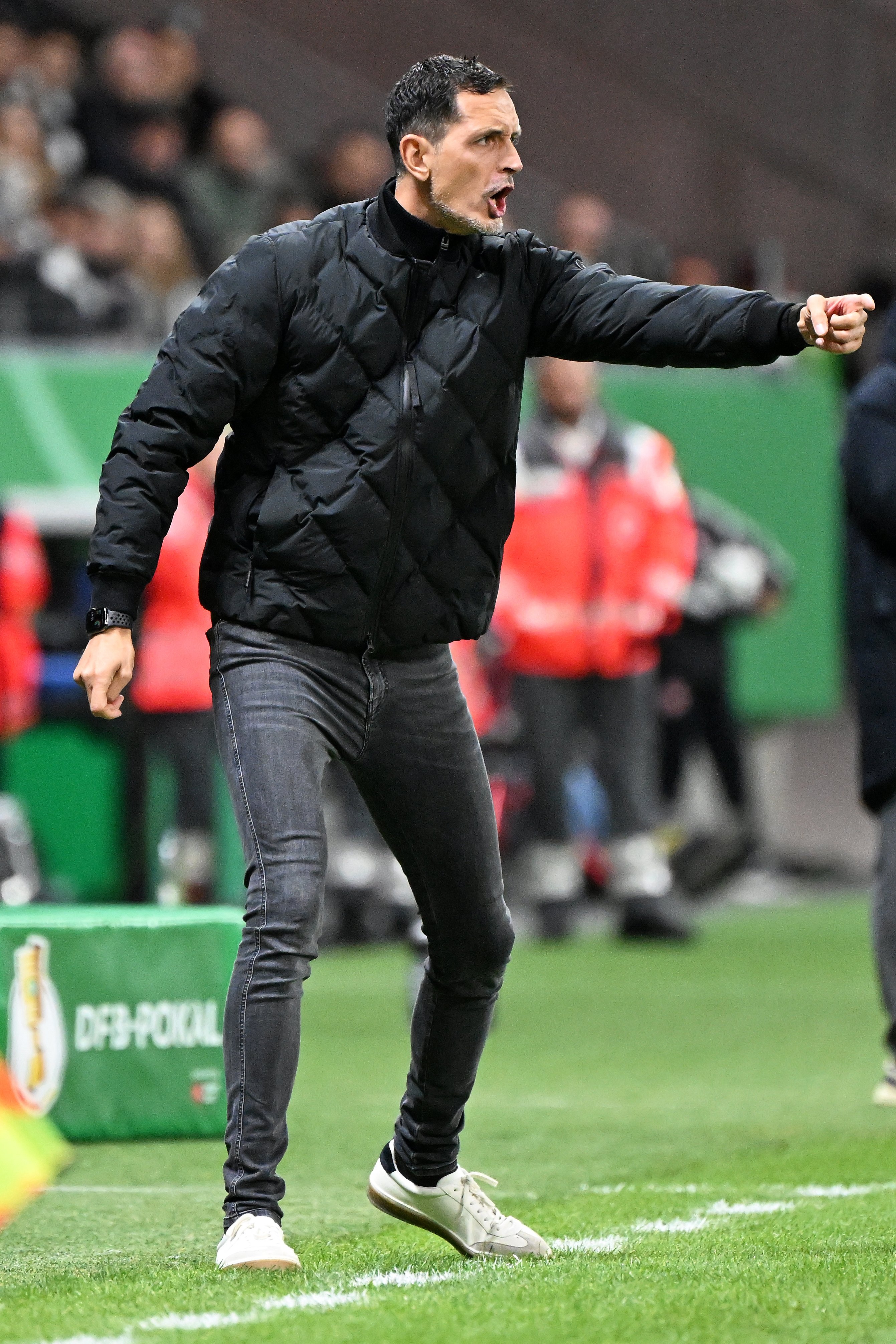 熊猫中国官网包含多特蒙德内部会议纪要流出——加时末段止住颓势，德国杯使命明确，赛季目标并未改变的词条